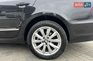 Лифтбек Skoda Superb 2015 в 