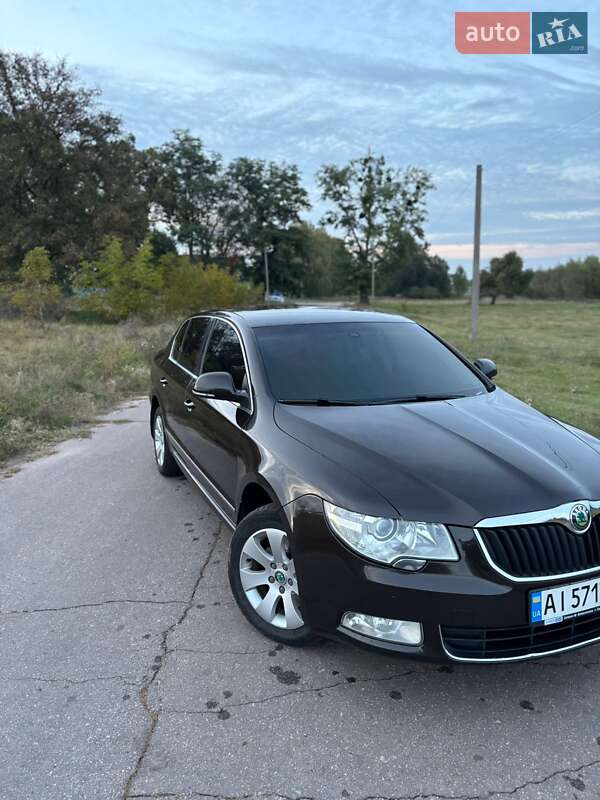 Лифтбек Skoda Superb 2012 в Переяславе