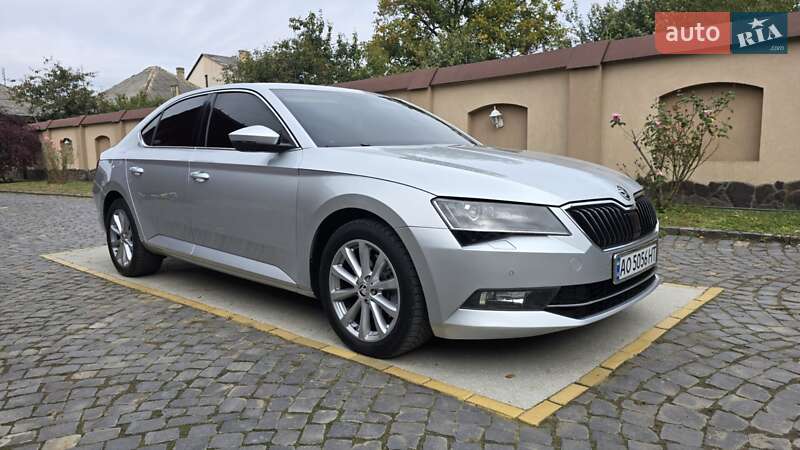 Skoda Superb 2016