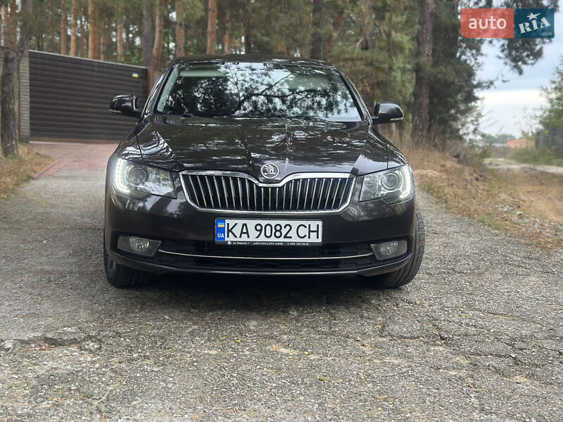 Лифтбек Skoda Superb 2014 в Киеве