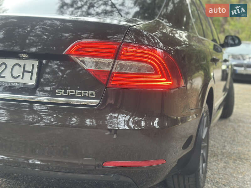 Лифтбек Skoda Superb 2014 в Киеве
