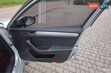 Лифтбек Skoda Superb 2015 в Ужгороде