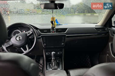 Лифтбек Skoda Superb 2016 в 