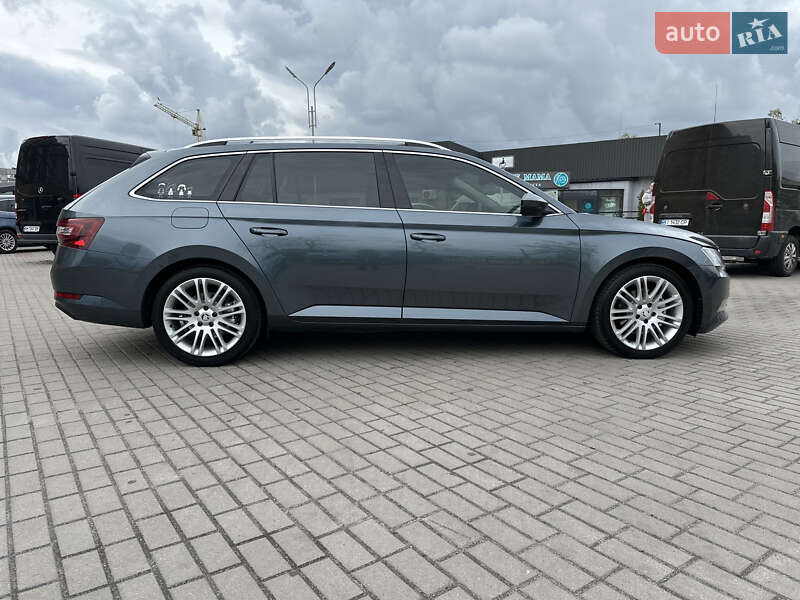 Универсал Skoda Superb 2016 в Житомире