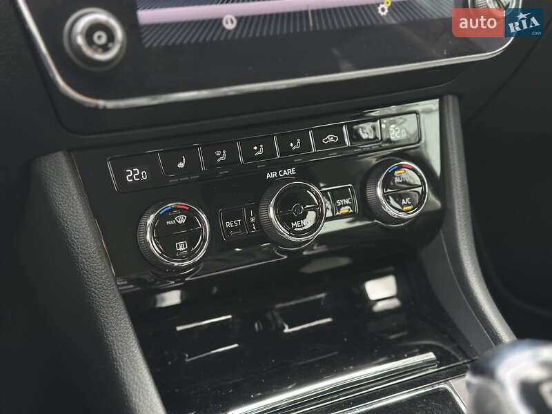 Универсал Skoda Superb 2017 в Киеве фото 29 Универсал Skoda Superb 2017 в Киеве