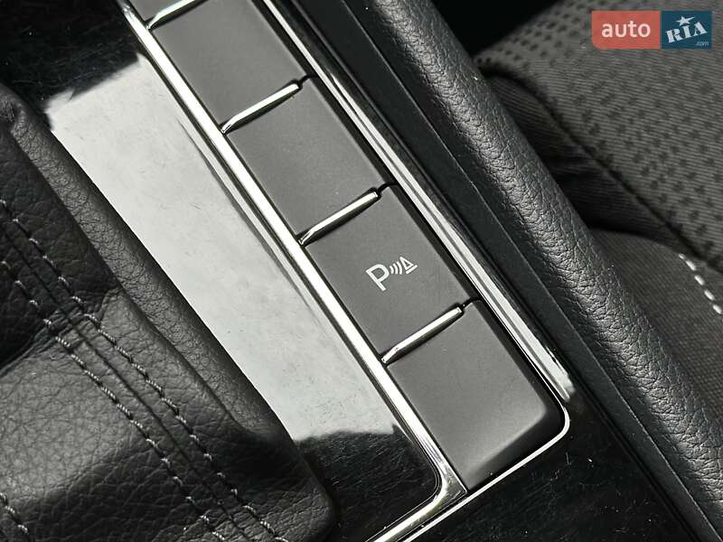 Универсал Skoda Superb 2017 в Киеве фото 32 Универсал Skoda Superb 2017 в Киеве