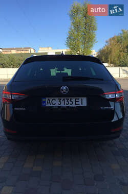 Универсал Skoda Superb 2017 в 
