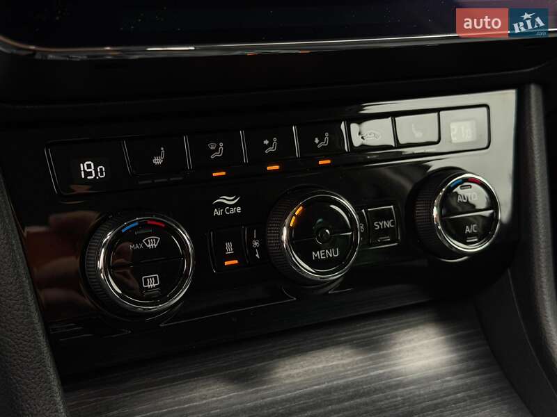 Универсал Skoda Superb 2019 в Луцке