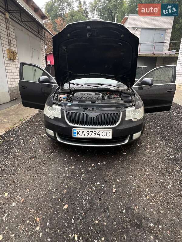 Универсал Skoda Superb 2012 в Киеве