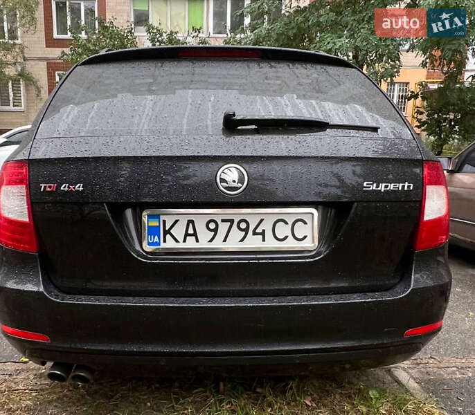 Универсал Skoda Superb 2012 в Киеве