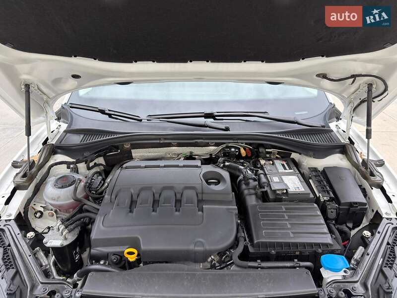 Универсал Skoda Superb 2019 в Луцке