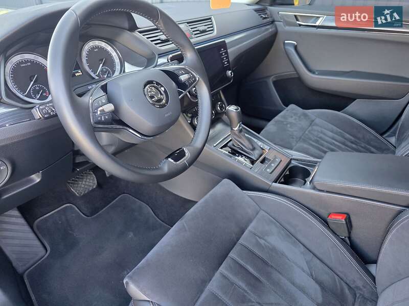 Лифтбек Skoda Superb 2021 в Кропивницком