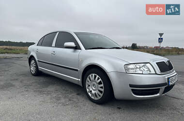 Лифтбек Skoda Superb 2006 в 