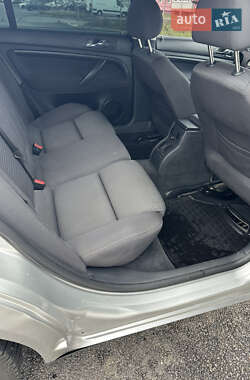 Лифтбек Skoda Superb 2006 в 