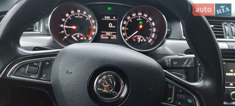 Универсал Skoda Superb 2015 в Каменец-Подольском