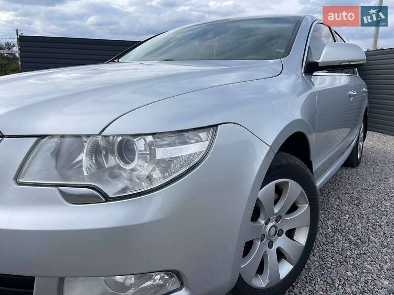 Лифтбек Skoda Superb 2012 в Миргороде