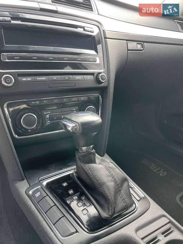Лифтбек Skoda Superb 2012 в Миргороде