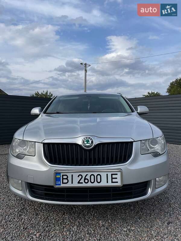 Лифтбек Skoda Superb 2012 в Миргороде