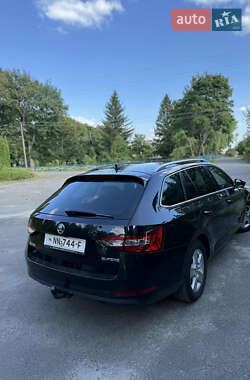 Універсал Skoda Superb 2016 в 