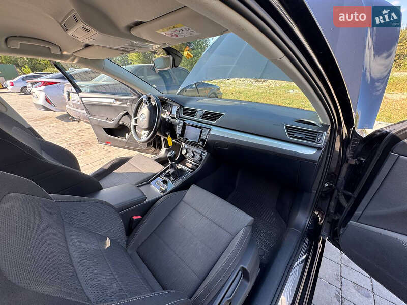 Универсал Skoda Superb 2016 в Бродах