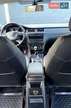 Универсал Skoda Superb 2010 в 