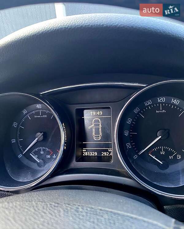 Универсал Skoda Superb 2010 в Николаеве