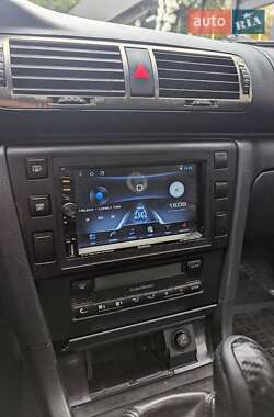 Ліфтбек Skoda Superb 2002 в 