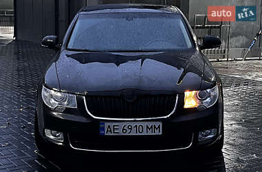 Лифтбек Skoda Superb 2009 в 