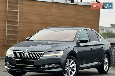 Лифтбек Skoda Superb 2020 в Киеве