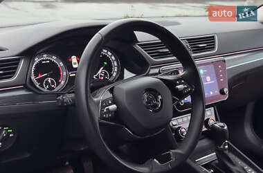 Лифтбек Skoda Superb 2020 в 