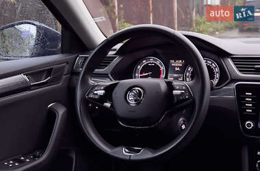 Лифтбек Skoda Superb 2020 в 