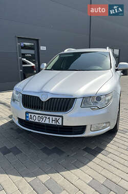 Универсал Skoda Superb 2010 в 