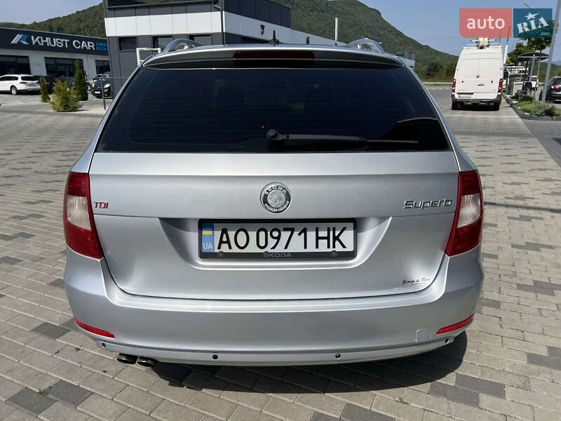 Универсал Skoda Superb 2010 в Хусте