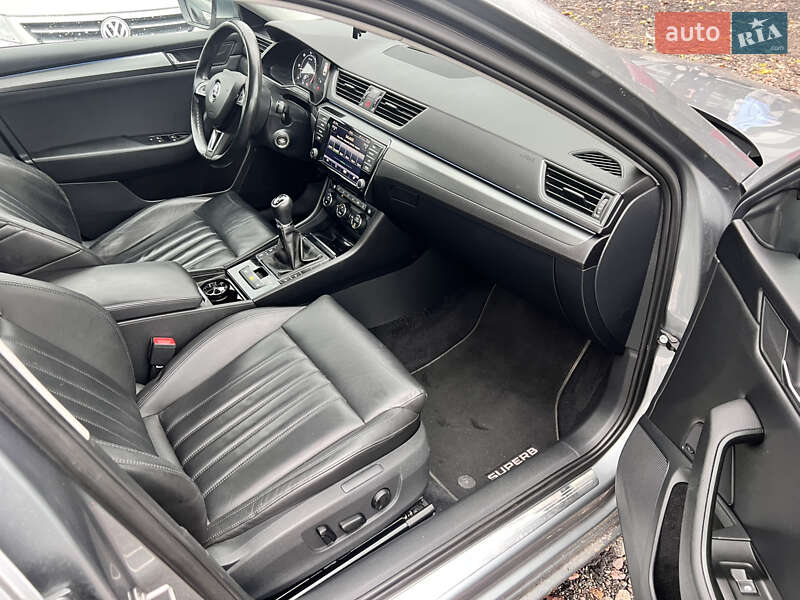 Универсал Skoda Superb 2016 в Киеве