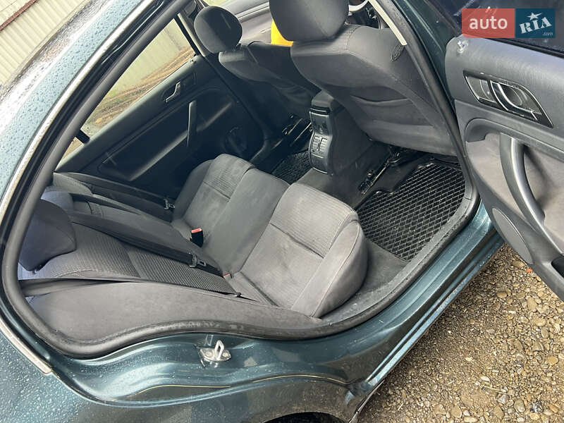 Лифтбек Skoda Superb 2003 в Беловарцах