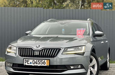 Универсал Skoda Superb 2018 в 