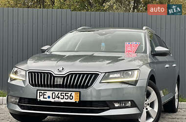 Универсал Skoda Superb 2018 в 