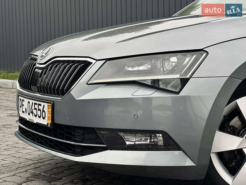 Универсал Skoda Superb 2018 в Львове