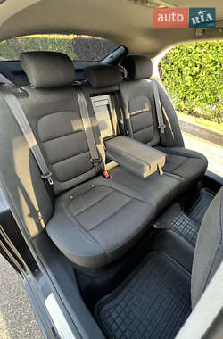 Лифтбек Skoda Superb 2013 в 
