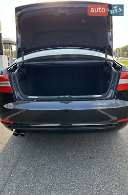 Лифтбек Skoda Superb 2013 в 