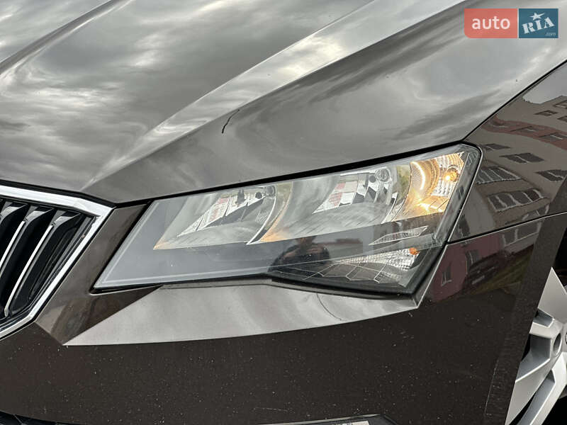Универсал Skoda Superb 2019 в Виннице