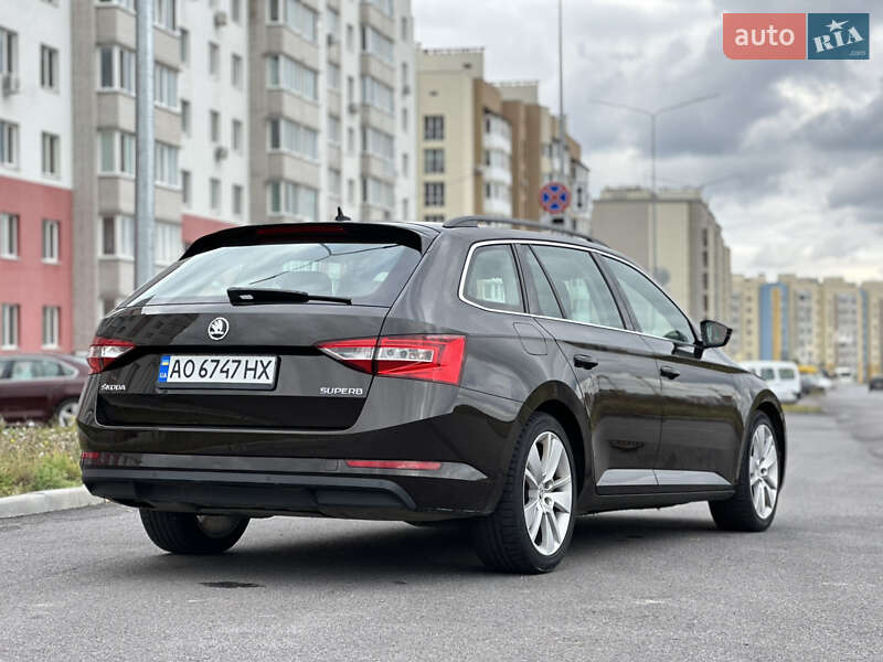 Универсал Skoda Superb 2019 в Виннице