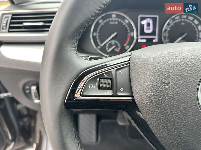Универсал Skoda Superb 2019 в Виннице