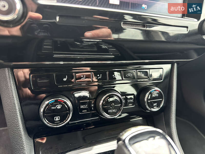 Универсал Skoda Superb 2019 в Виннице