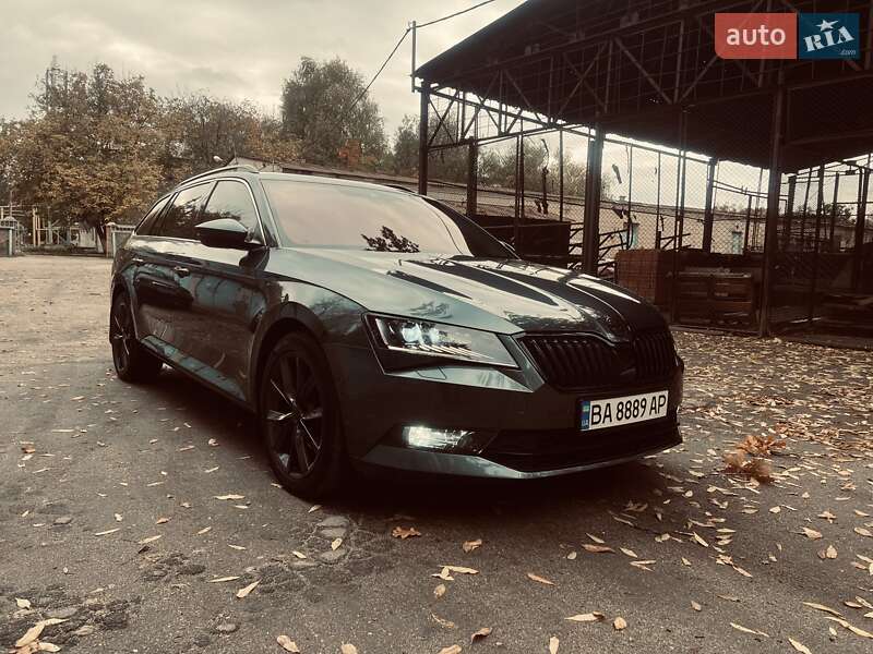 Универсал Skoda Superb 2018 в Кропивницком