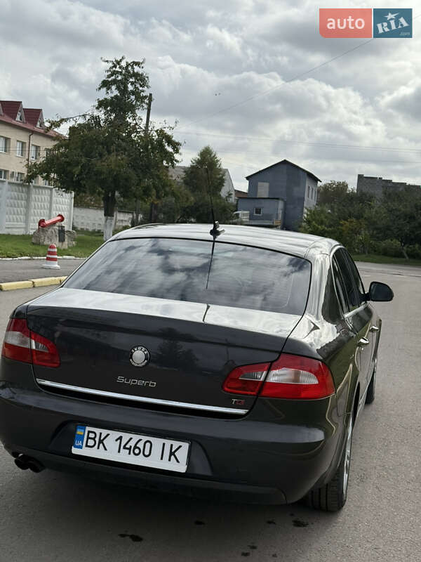 Ліфтбек Skoda Superb 2009 в Дубні фото 6 Ліфтбек Skoda Superb 2009 в Дубні