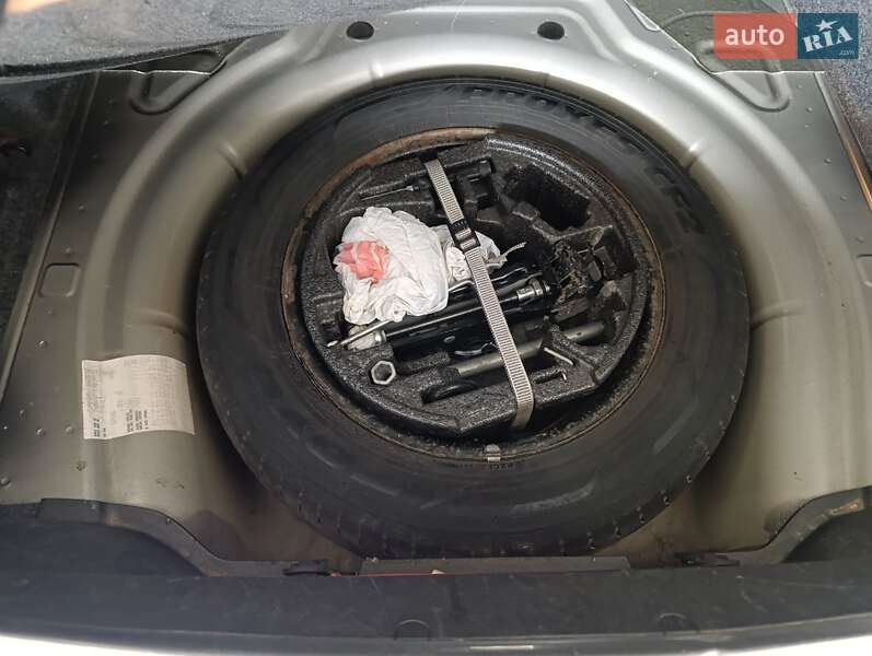 Лифтбек Skoda Superb 2010 в Николаеве