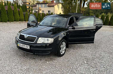 Лифтбек Skoda Superb 2007 в 
