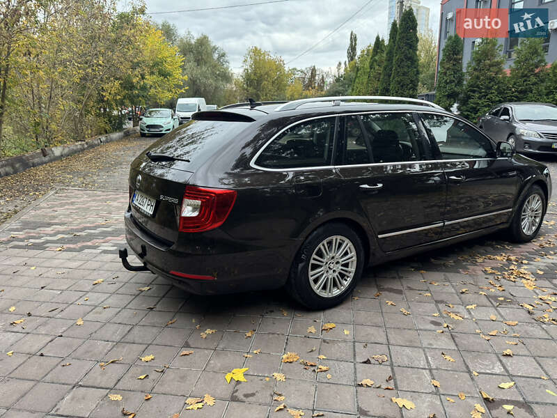 Универсал Skoda Superb 2013 в Киеве