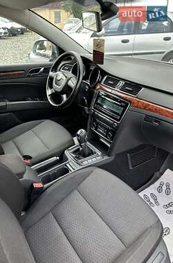 Ліфтбек Skoda Superb 2011 в  фото 14 Ліфтбек Skoda Superb 2011 в